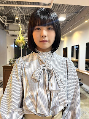 黒髪/グレーベージュ/ボブ/レイヤー/前髪カット/髪質改善