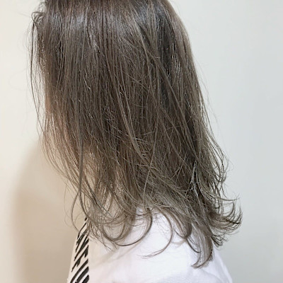 【SATOSHI】ハイライトバレイヤージュ×グレージュ