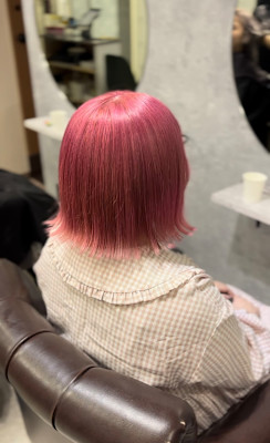 コーラルピンク×ブリーチ