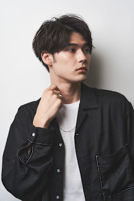 メンズカット/眉カット/マッサージ/東京駅/丸の内