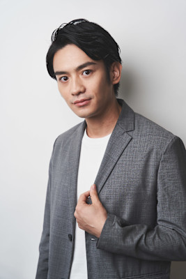 メンズカット/眉カット/マッサージ/東京駅/丸の内