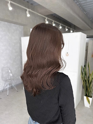 秋っぽ柔らかグレージュ