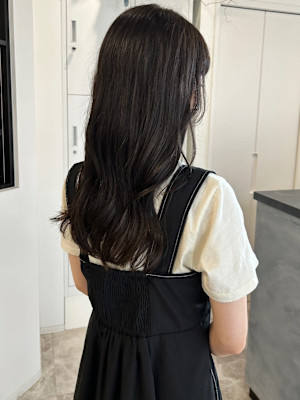 アッシュブラック