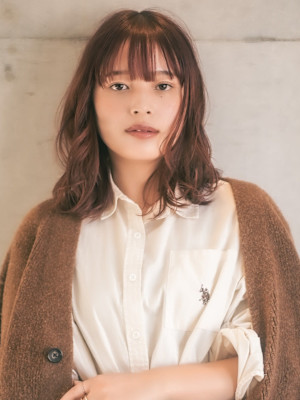 髪質改善カラー ベージュカラー ミディアム 巻き髪アレンジ