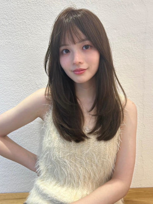 大人美人艶カラーベージュ小顔カット透明感レイヤーロング