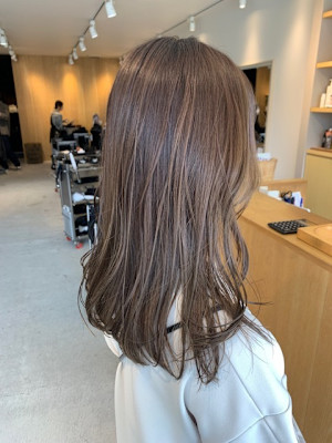 ロング×ハイライトカラー