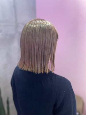 ベージュカラー