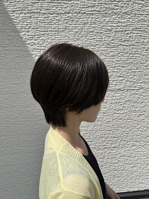 ダークブラウン