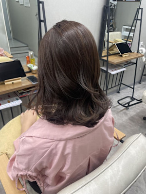 大人可愛い/赤み消しカラー