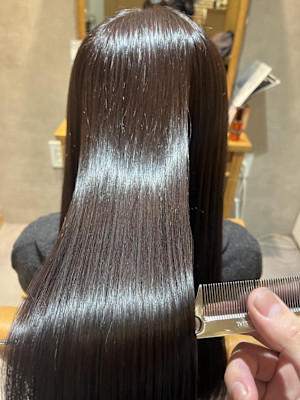 ダークバイオレット　プレミアムリペアトリートメント