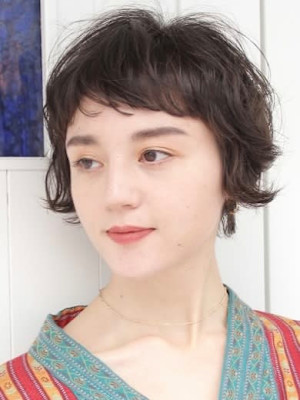 大人ウェーブショート
