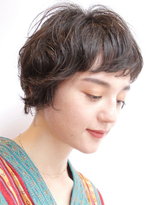 大人ウェーブショート