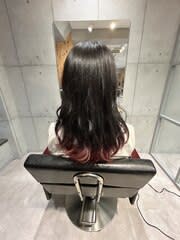 ピンク裾カラー