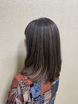 グレージュハイライトカラー