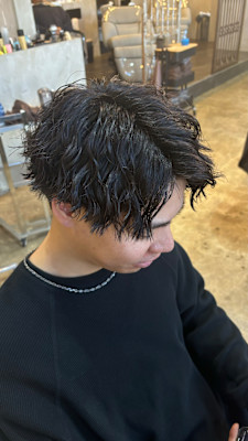 メンズツーブロックマッシュカット王道ツイストスパイラルパーマ