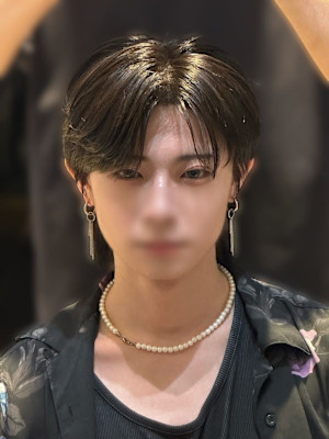 韓国ヘア シースルーセンターパート カルマパーマ コンマヘア