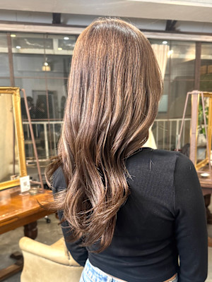 グレージュ×巻き髪 髪質改善/縮毛矯正/10代20代30代