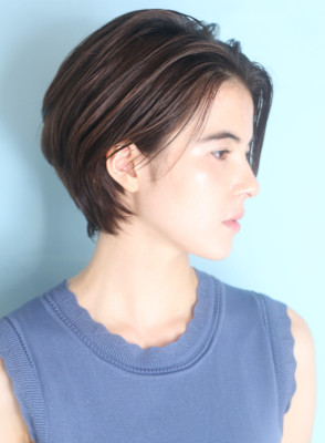 40代50代小顔黒髪ネビージュボブルフワンレン前髪なしショー