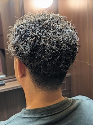 ナチュラルフェードパーマ