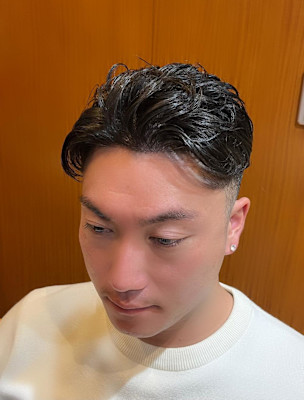 銀座　理容室　フェードカット　バックセット