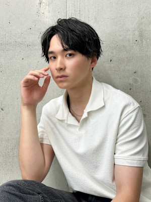 センターパート×ゆるめスパイラル