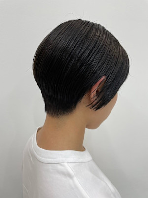 刈り上げベリーショート