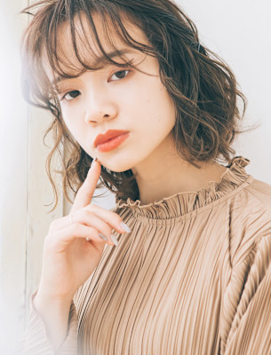 抜け感たっぷり外人風♪無造作パーマヘア