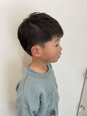 キッズカット　担当永田
