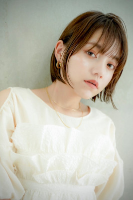 ストレートボブ　ぱつっとボブ