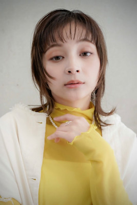 レイヤースタイル　ウルフカット　ボブウルフ