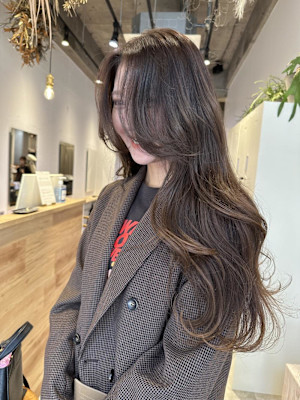 大串　オリーブグレージュ