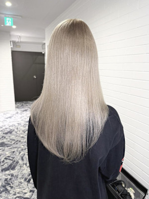 ミルクティーベージュ