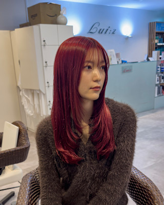 韓国風レイヤーカット×チェリーレッド