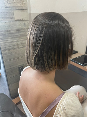 切りっぱなしボブ