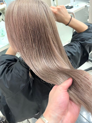 [広瀬通駅/イルミナカラー/縮毛矯正/ケラスターゼ]