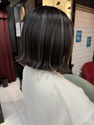 ボブの白髪ぼかしハイライトにグレージュ【錦糸町北口】