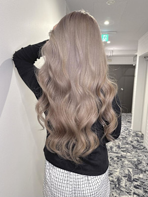 パープルベージュ