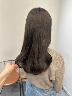 池袋 イルミナカラー 透明感 オリーブグレージュ♪