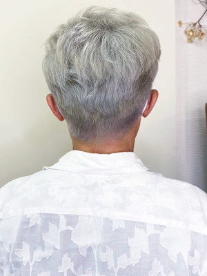 メンズホワイトカラー