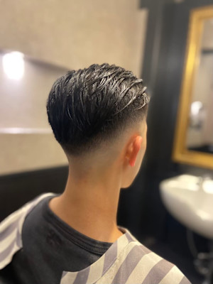 Bro Tokyo BARBERSHOP 神田店×スタイル