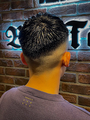 Bro Tokyo BARBERSHOP 神田店×スタイル