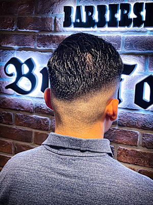 Bro Tokyo BARBERSHOP 神田店×スタイル