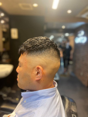 Bro Tokyo BARBERSHOP 神田店×スタイル