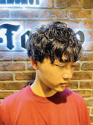 Bro Tokyo BARBERSHOP 神田店×スタイル