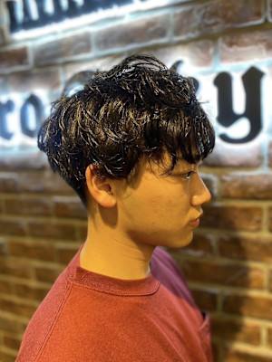 Bro Tokyo BARBERSHOP 神田店×スタイル