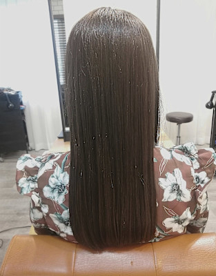 深みアッシュグレー