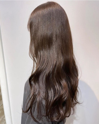 ブラウンカラー