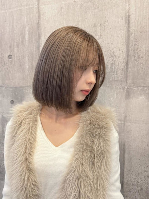 透け感 グレージュ