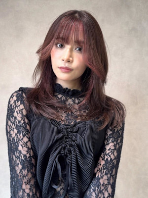 フェイスフレーミングカラー