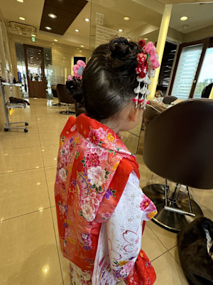 七五三ヘア 段違いツインテール /コノミ.